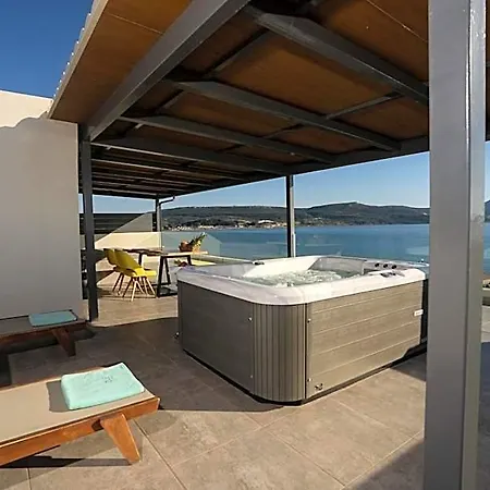 Zoe Seaside Szálloda